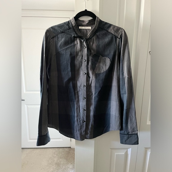 Levi’s | Vintage Button Down Shirt with Heart Pocket | Size Medium - Picture 1 of 11